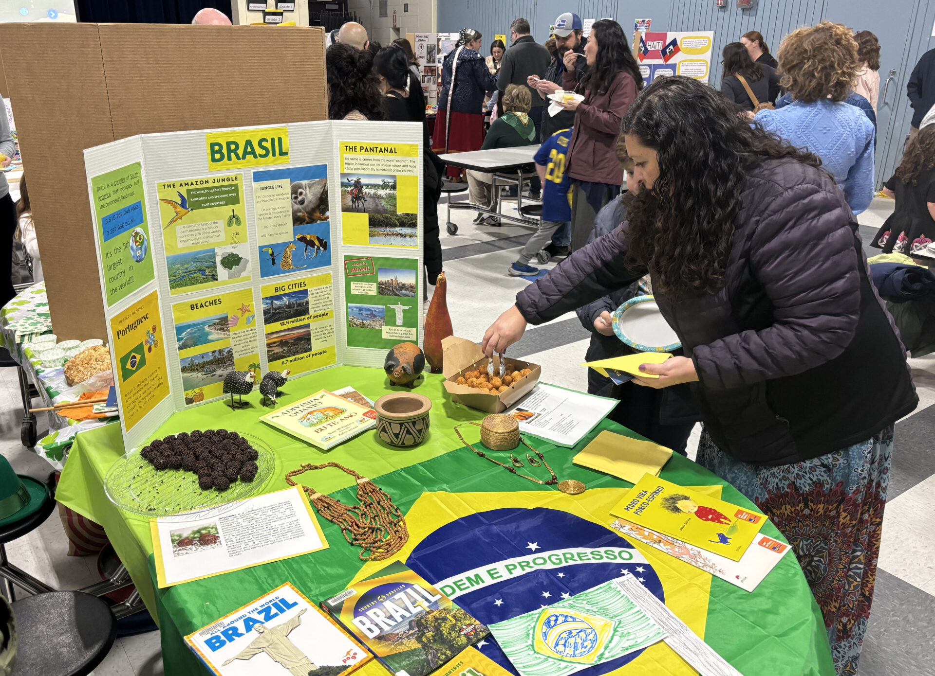 Byam Elementary School hosted its Celebrating Us Multicultural Evening on Wednesday, March 19, featuring food, games, interactive stations and much more.